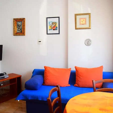 Milica Apartman Malinska